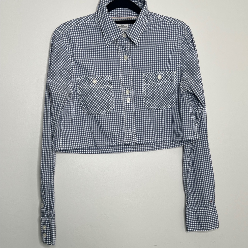 Blue Gingham Cropped Button-Up Shirt Contrast stitched crop fit shirt